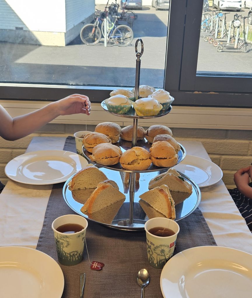 Et brett med mat
