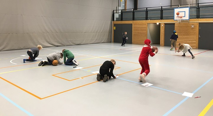 Mattestafett i gymsalen!! Mattestafett i gymsalen!!
